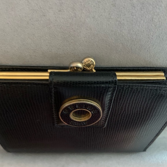 Black Compact Wallet. Very good conditions. No tears. - Picture 4 of 8